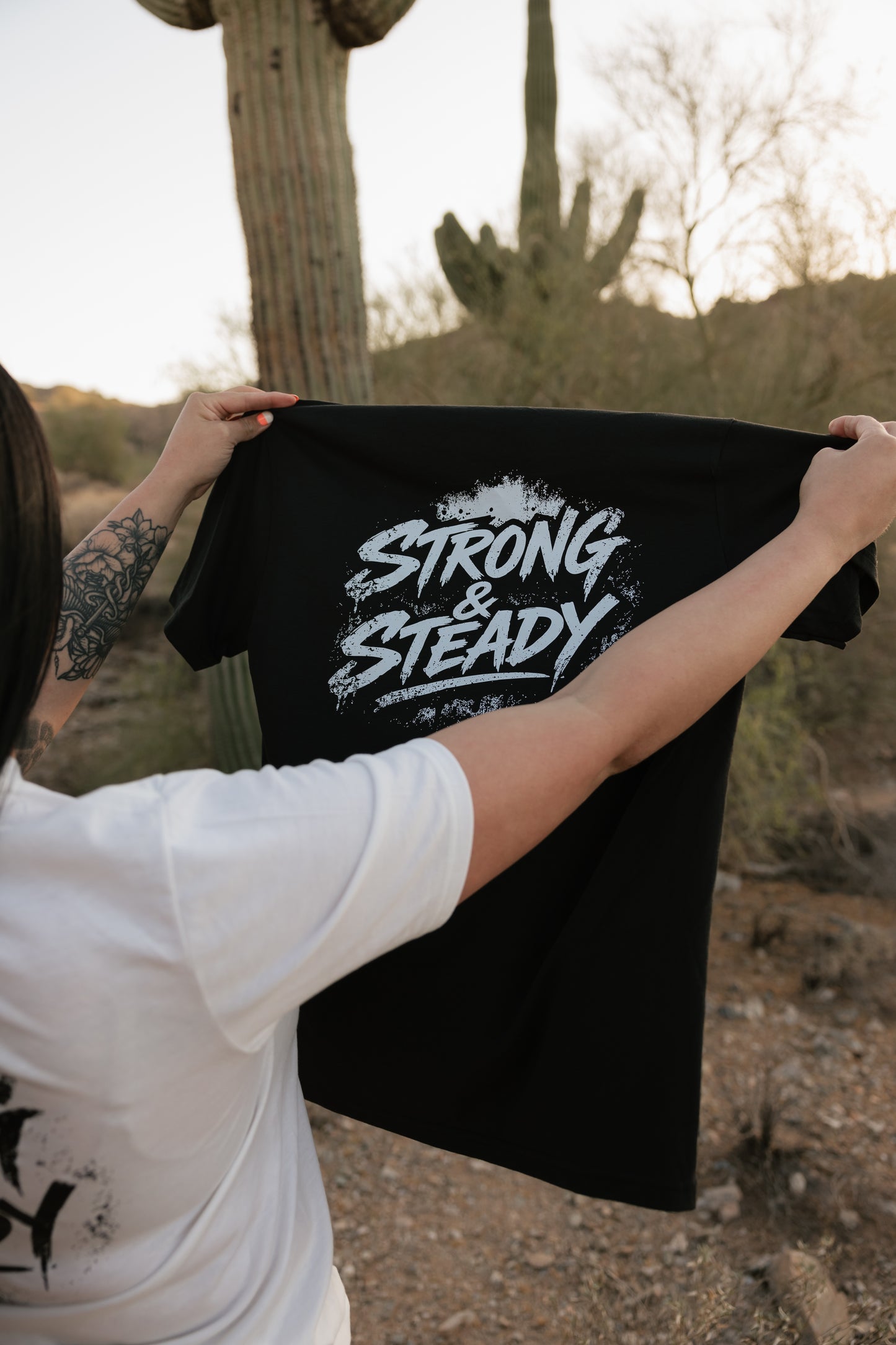 SMILEGANG T-SHIRT - 'Strong & Steady'
