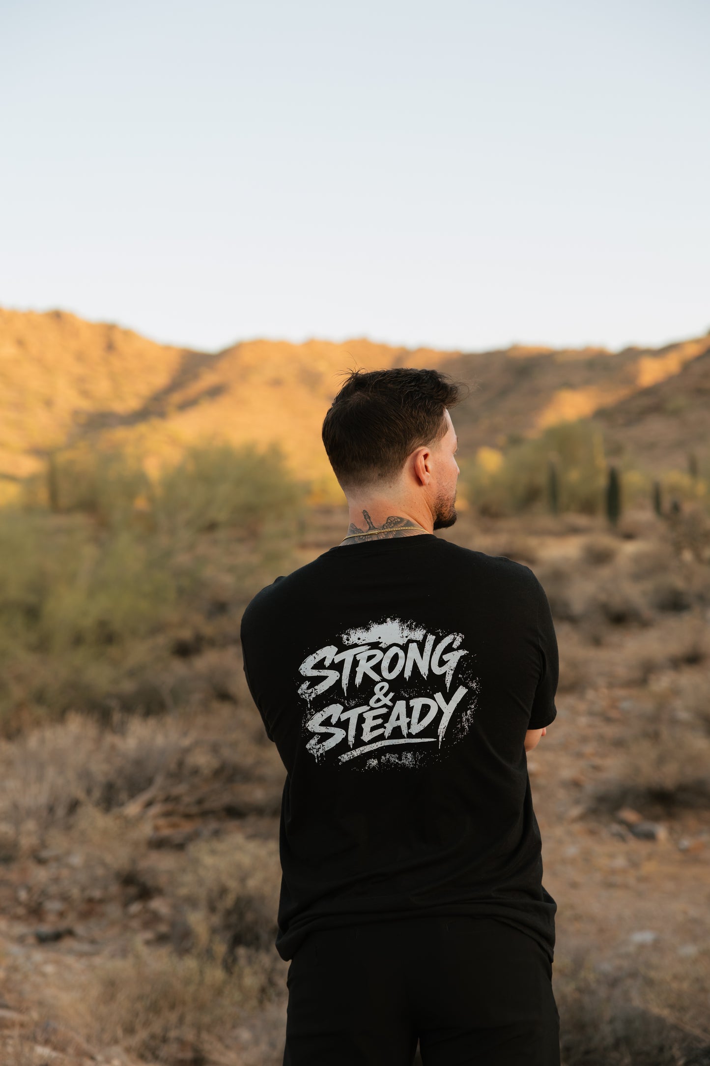 SMILEGANG T-SHIRT - 'Strong & Steady'